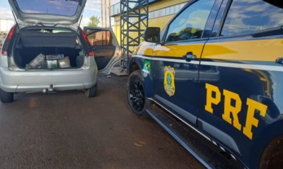 Pastor é preso na BR-376 transportando fardos de maconha e skunk.