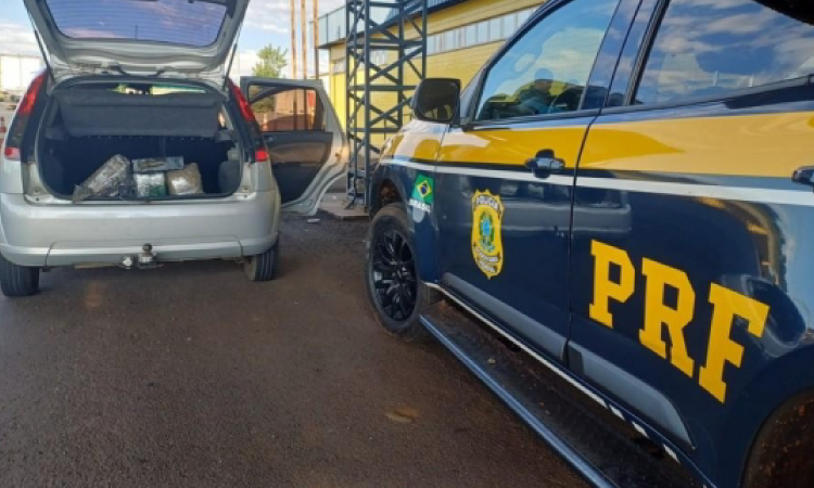Pastor é preso na BR-376 transportando fardos de maconha e skunk.
