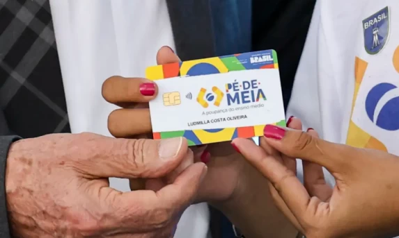 Pé-de-Meia: 2ª parcela de 2025 será paga a partir desta quarta-feira