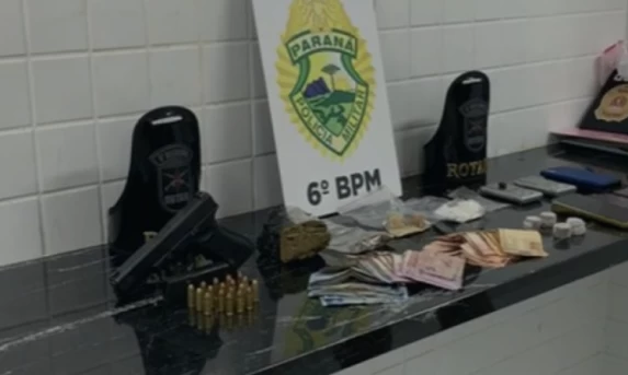 Polícia detém seis pessoas em ponto de tráfico de drogas no bairro Floresta em Cascavel.