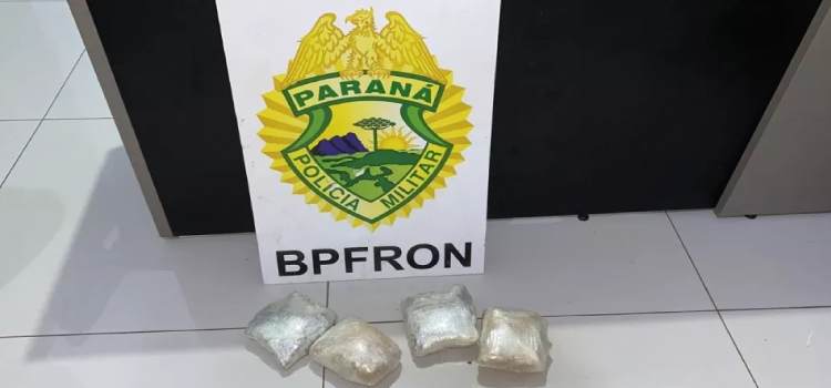 POLICIAL: Com auxílio do cão farejador, BPFron detém jovem com 1,150 kg de maconha em Realeza.