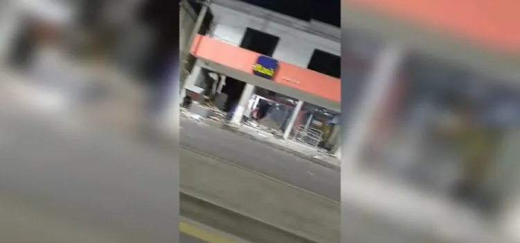 POLICIAL: Criminosos atacam três agências bancárias na cidade de Imbituva.