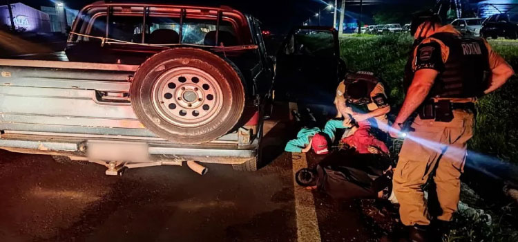 POLICIAL: PM recupera caminhonete 30 minutos após furto e detém três homens na BR 277.
