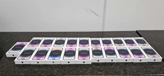 POLICIAL: Receita Federal apreende veículo com R$1 milhão em smartphones contrabandeados.