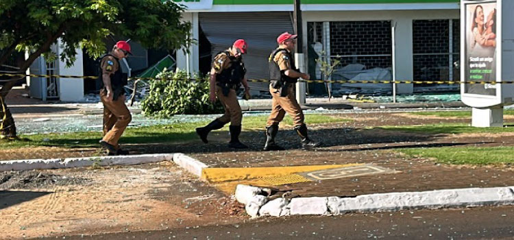 POLICIAL: Três são detidos sob suspeita de participação em explosão a agencia bancaria em Diamante do Oeste.