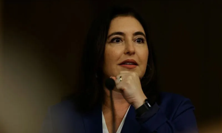 Política: Simone Tebet anuncia saída do Ministério do Planejamento até 30 de março