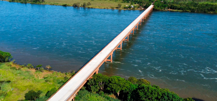 Ponte de Porecatu, na divisa entre São Paulo e Paraná, será reaberta nesta segunda-feira.