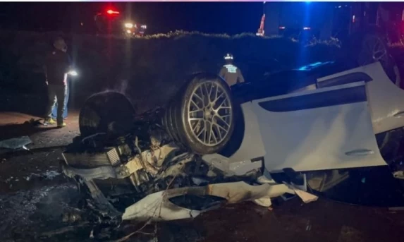 Porsche Capota e Despenca em Barranco às Margens da BR-467 em Cascavel