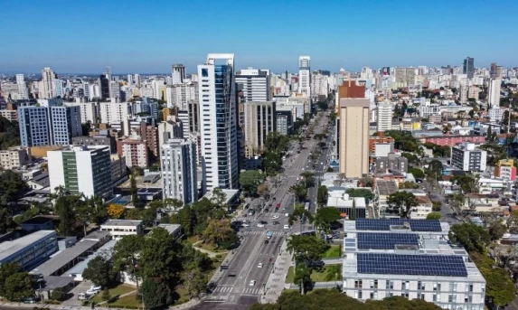 POTÊNCIA ECONÔMICA: PARANÁ TEM 8 CIDADES ENTRE AS 100 MAIORES DO BRASIL E CRESCE NO INTERIOR