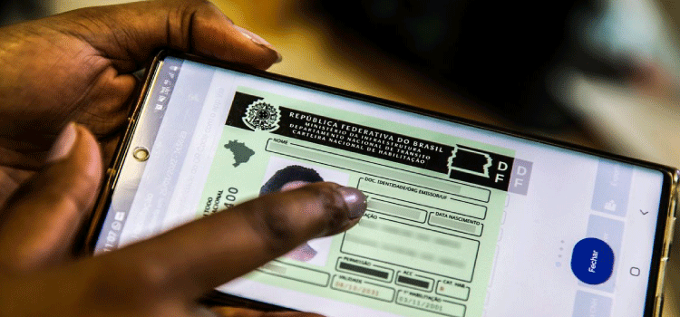 Prazo para renovar carteira de habilitação volta a ser de 30 dias.