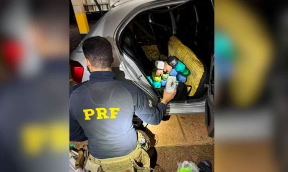 PRF apreende 15 quilos de haxixe escondidos em tanque de combustível em Santa Terezinha do Itaipu