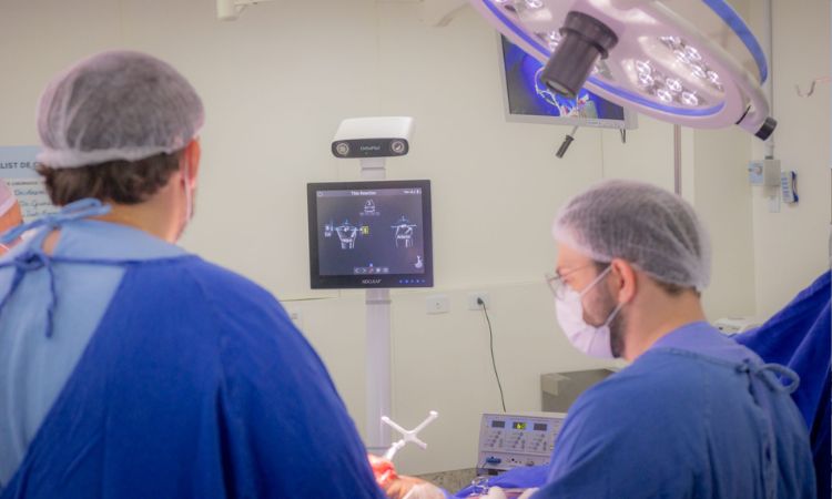 REGIONALIZAÇÃO DA SAÚDE: PROGRAMA OPERA PARANÁ REDUZ FILA DE CIRURGIAS ELETIVAS E ULTRAPASSA R$ 1 BILHÃO EM INVESTIMENTOS