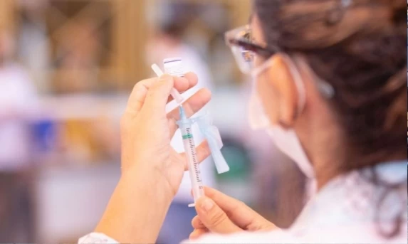 Saúde em Foco: Paraná Abre Mais de 1,3 Mil Salas de Vacinação Neste Sábado (18) para Dia D da Multivacinação