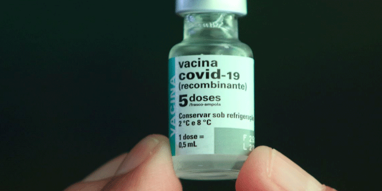 SAÚDE: Número de casos e de mortes por covid-19 continua caindo nas Américas.