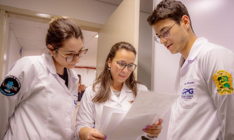 SAÚDE PÚBLICA: NOVOS PROJETOS DE LEI VÃO MODERNIZAR GESTÃO DOS HOSPITAIS UNIVERSITÁRIOS DO PARANÁ