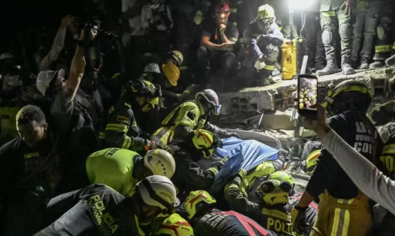 Sobe para 273 o número de mortos após forte terremoto atingir a Colômbia
