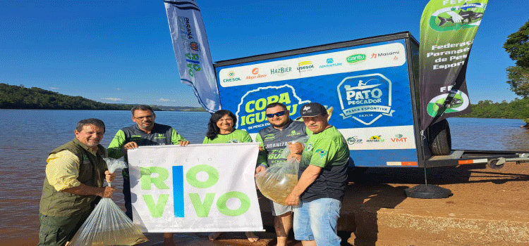 Soltura de peixes no Iguaçu encerra programação especial do Dia do Rio no Paraná.