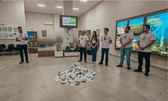 BC informa que teto para rotativo vale a partir desta quarta-feira