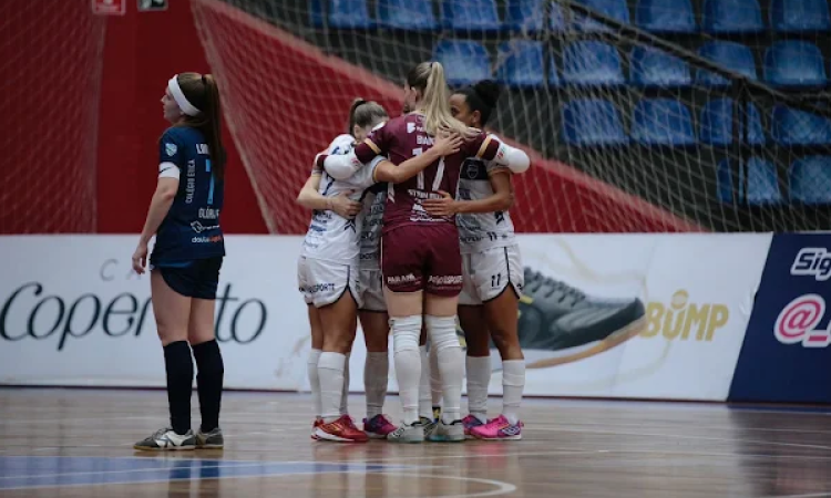 Stein Cascavel vence o Londrina pela Liga Feminina de Futsal