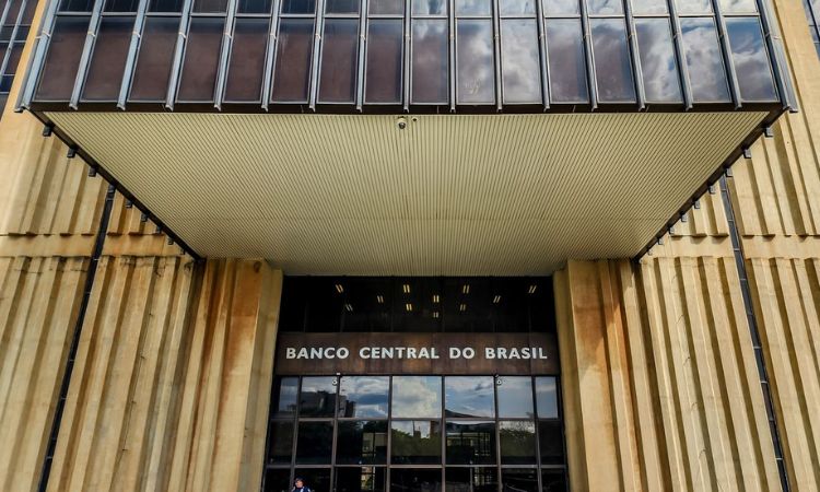  Copom inicia reunião que definirá novo patamar da taxa básica de juros