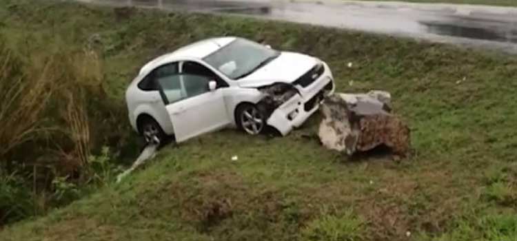 TOLEDO: Saída de pista deixa mulher ferida na PR 317.