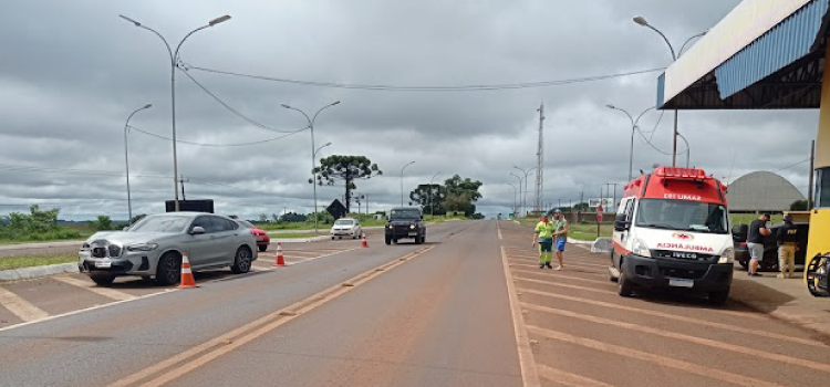 TRÂNSITO: Acidente envolvendo dois veículos é registrado na BR-277, no trevo de acesso à Catanduvas.