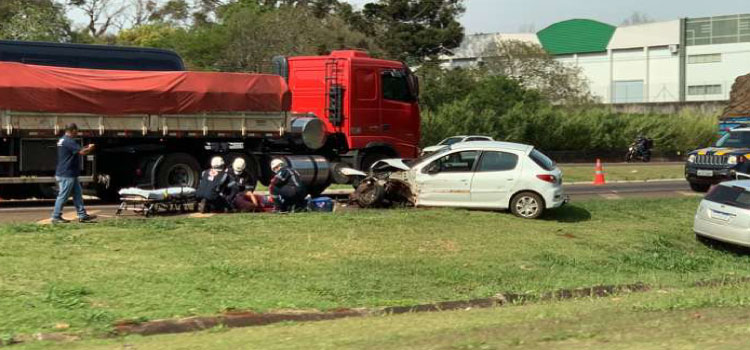 TRÂNSITO: BR-277 é palco do quarto acidente de trânsito nesta terça-feira.
