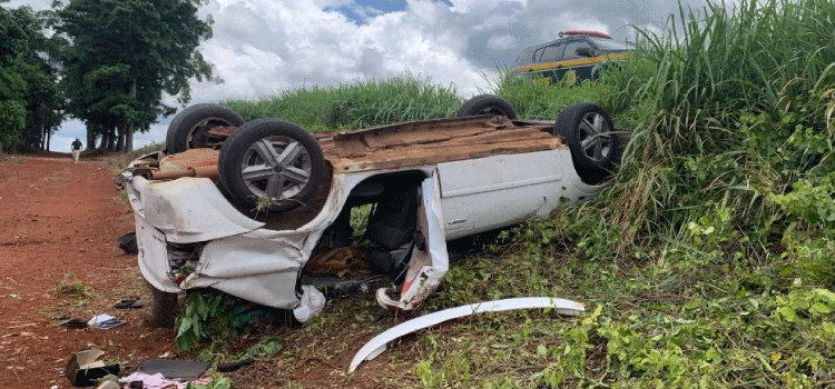 TRÂNSITO: Casal fica ferido na BR 163, no distrito de Santa Maria em Santa Tereza do Oeste.