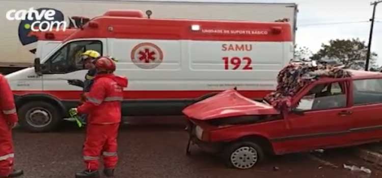 TRÂNSITO: Duas crianças e um homem ficam feridos em grave acidente em Assis Chateaubriand.