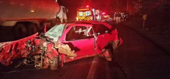 TRÂNSITO: Grave acidente deixa três pessoas feridas na BR 467.