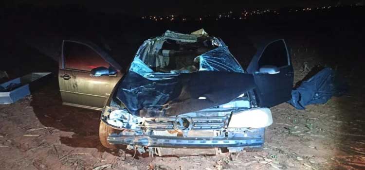 TRÂNSITO: Idosa morre após carro que ela estava atropelar cavalo na BR 272 em Guaíra.