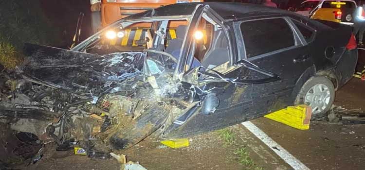 TRÂNSITO: Motorista morreu ao bater de frente com caminhão na PR 317, em Santa Helena.