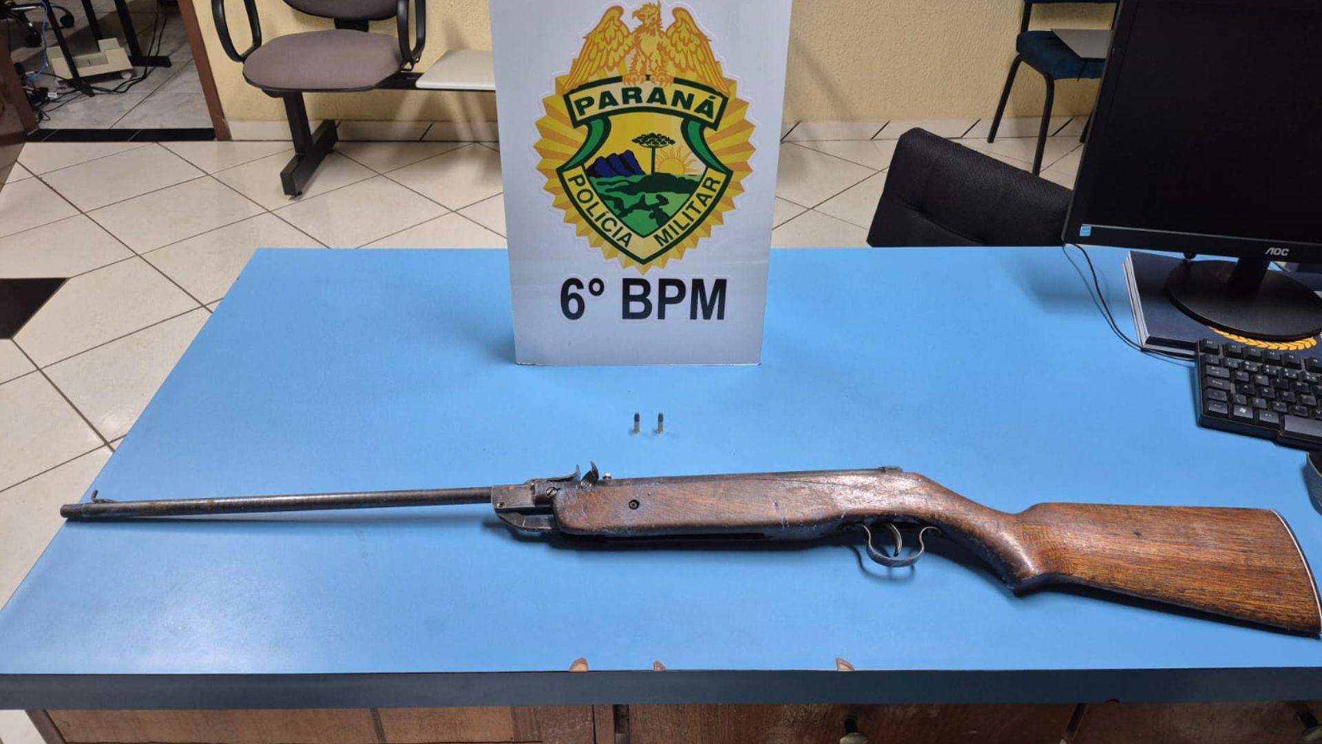 Três Barras do Paraná: Homem é preso pela PM com arma de fogo e sinais de embriaguez na Avenida Brasil
