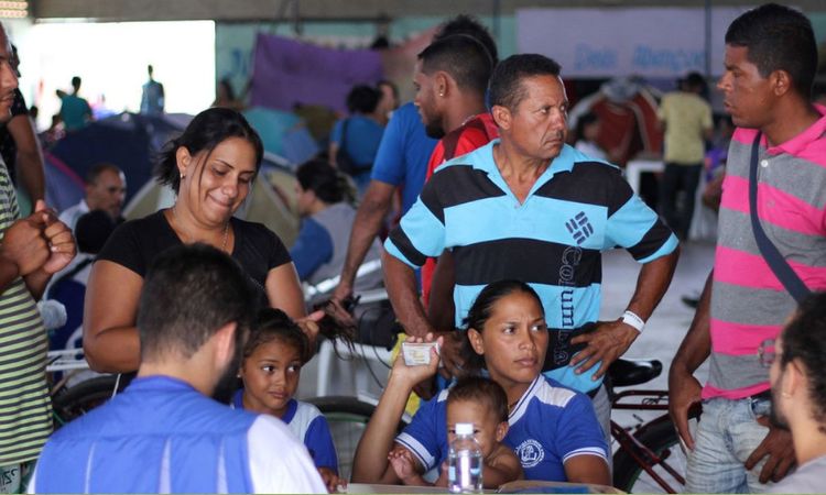 Venezuelanos que vivem no Brasil acompanham com apreensão e tristeza a nova crise no país de origem